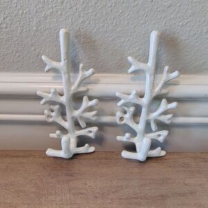 Cast Iron Coral Reef Coat Hook Wall Hangers Set Of 2 White Beach Theme Nautical